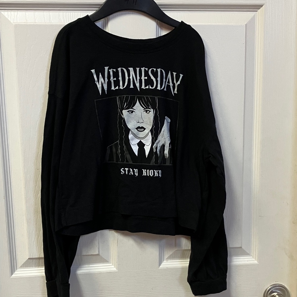 Girls Wednesday Old Navy Black Crop Top size XL (14-16)